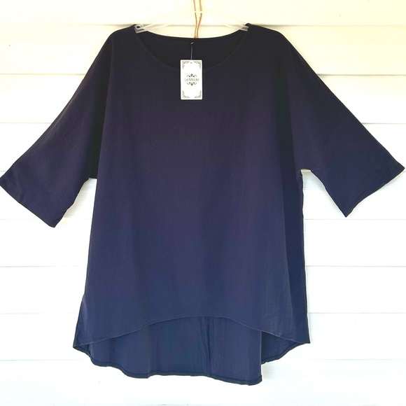La Mode Tops - NWT Navy Blue Hi- Low Tunic Top- XXL